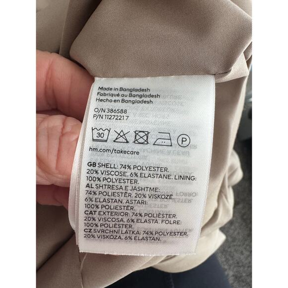 New H&M Loose Fit Tan Blazer Jacket Double Button  M - Picture 7 of 9